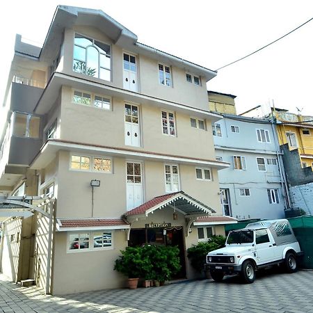 Bn Tourist Home Уті Екстер'єр фото