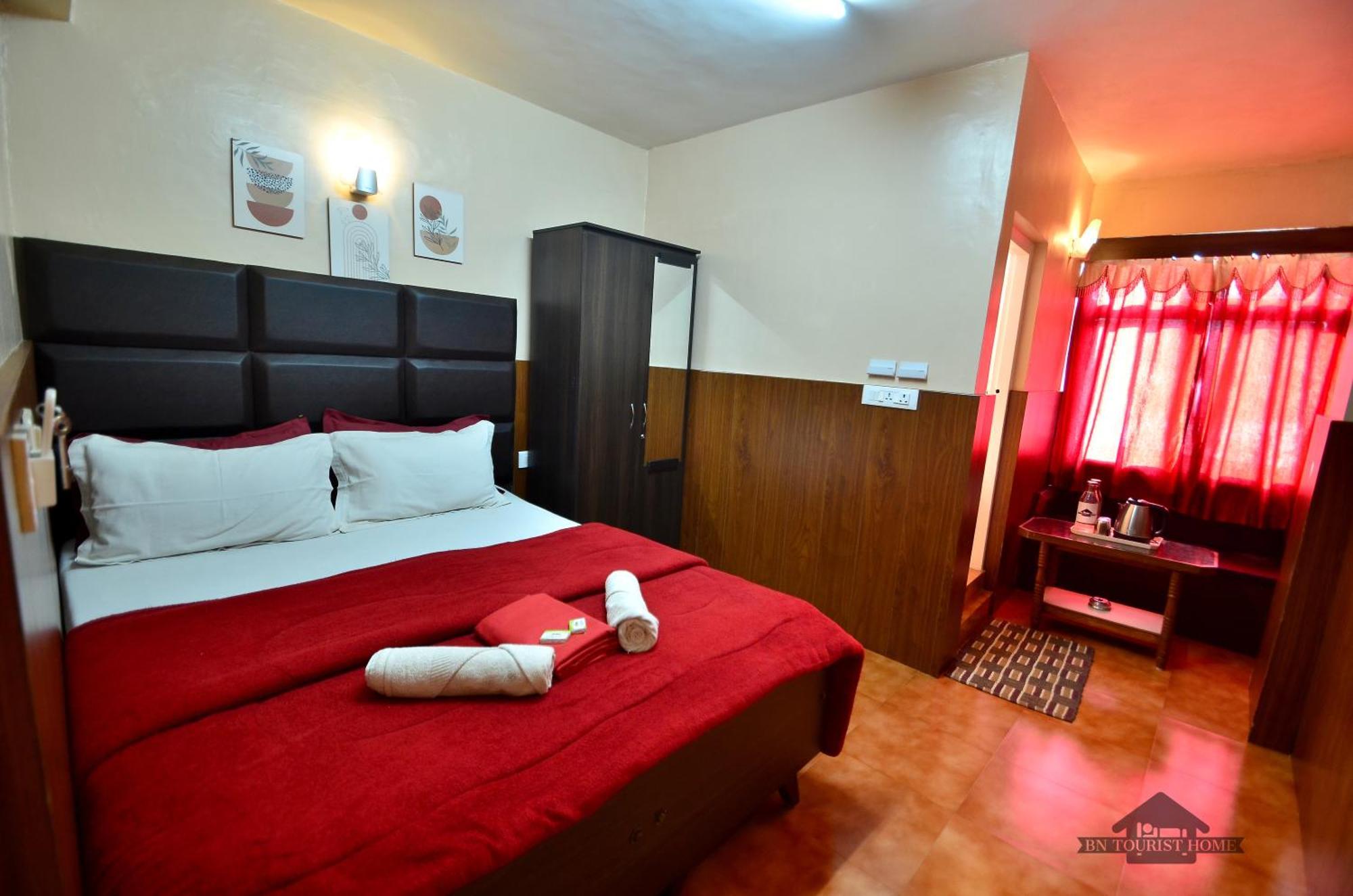 Bn Tourist Home Уті Екстер'єр фото